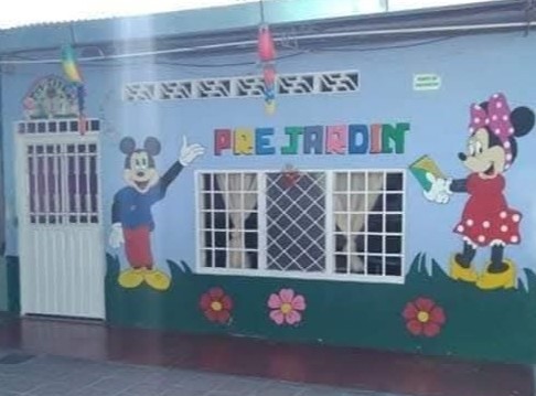 Salón de prejardín del Liceo Mogollón en Espinal